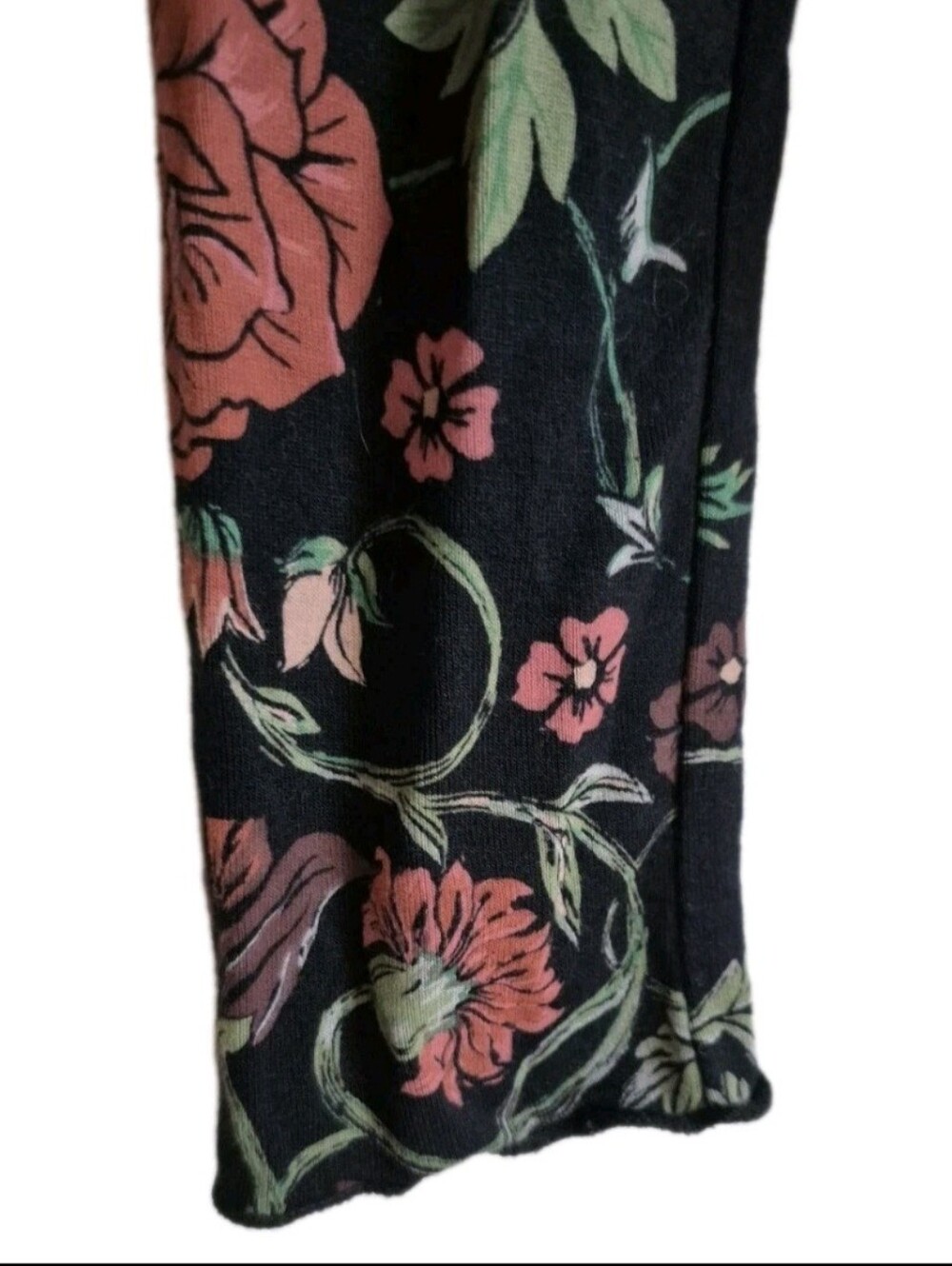 Free People Make It Easy Long Sleeve Fitted Scoop Neck Top Black Red Floral Sz M - Picture 8 of 11